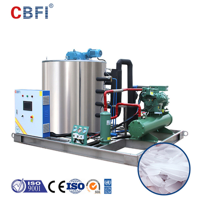 औद्योगिक 10 टन फ्लेक आइस मशीन पानी सीधे भोजन को ठंडा करने के लिए ठंडा किया जाता है