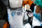 30 टन स्वचालित बेलनाकार बर्फ बनाने की मशीन बर्फ ट्यूब बनाने की मशीन पानी ठंडा